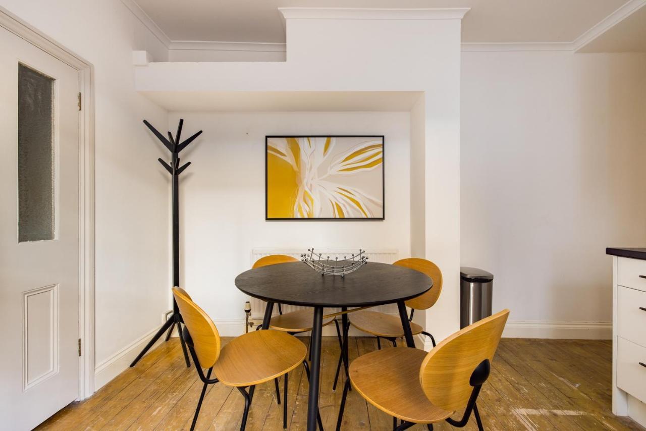 شقة The Fulham Bolthole - Beckoning 2Bdr Flat With Garden لندن المظهر الخارجي الصورة